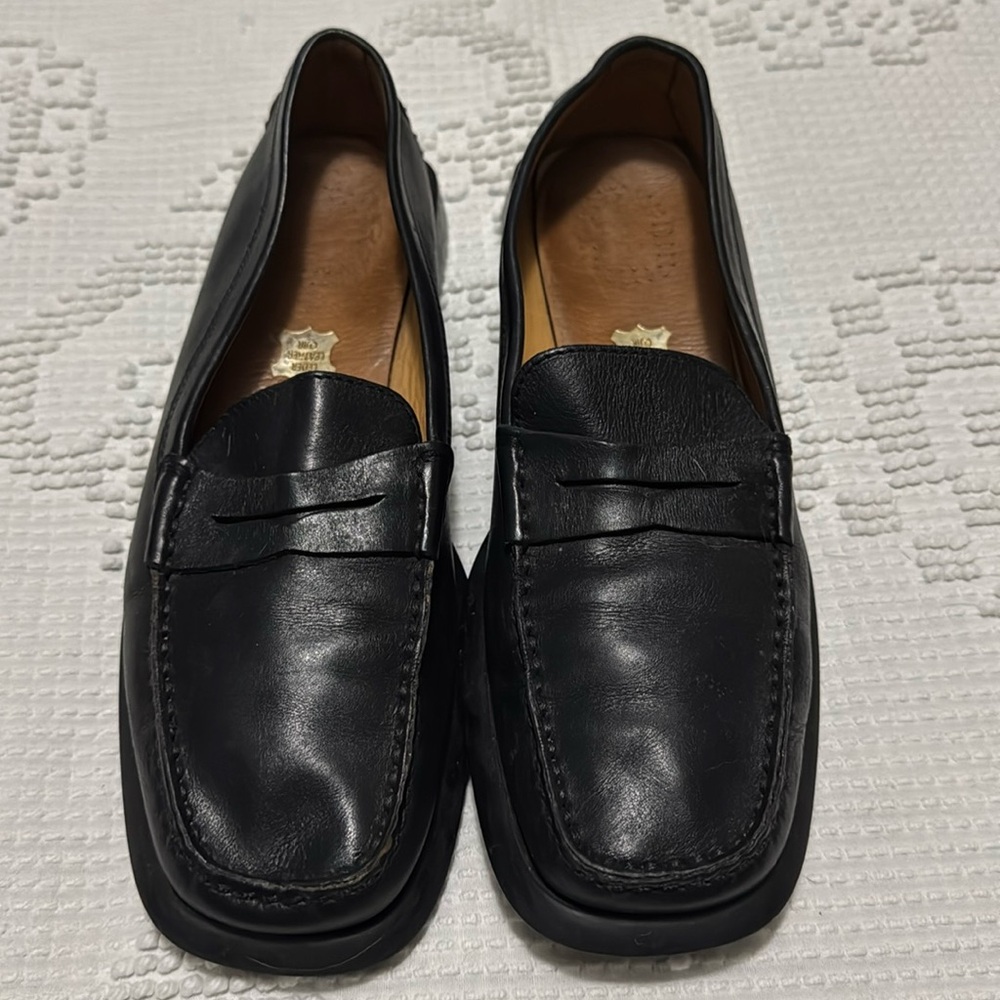 Tod's Classic Black Leather Loafers